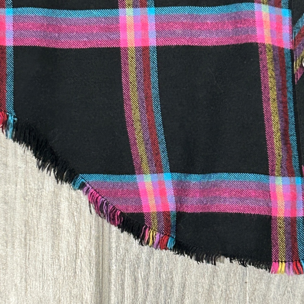 LIKE NEW! Women's Rails Black/Hot Pink Plaid Flannel Button Down - XS - Picture 10 of 12